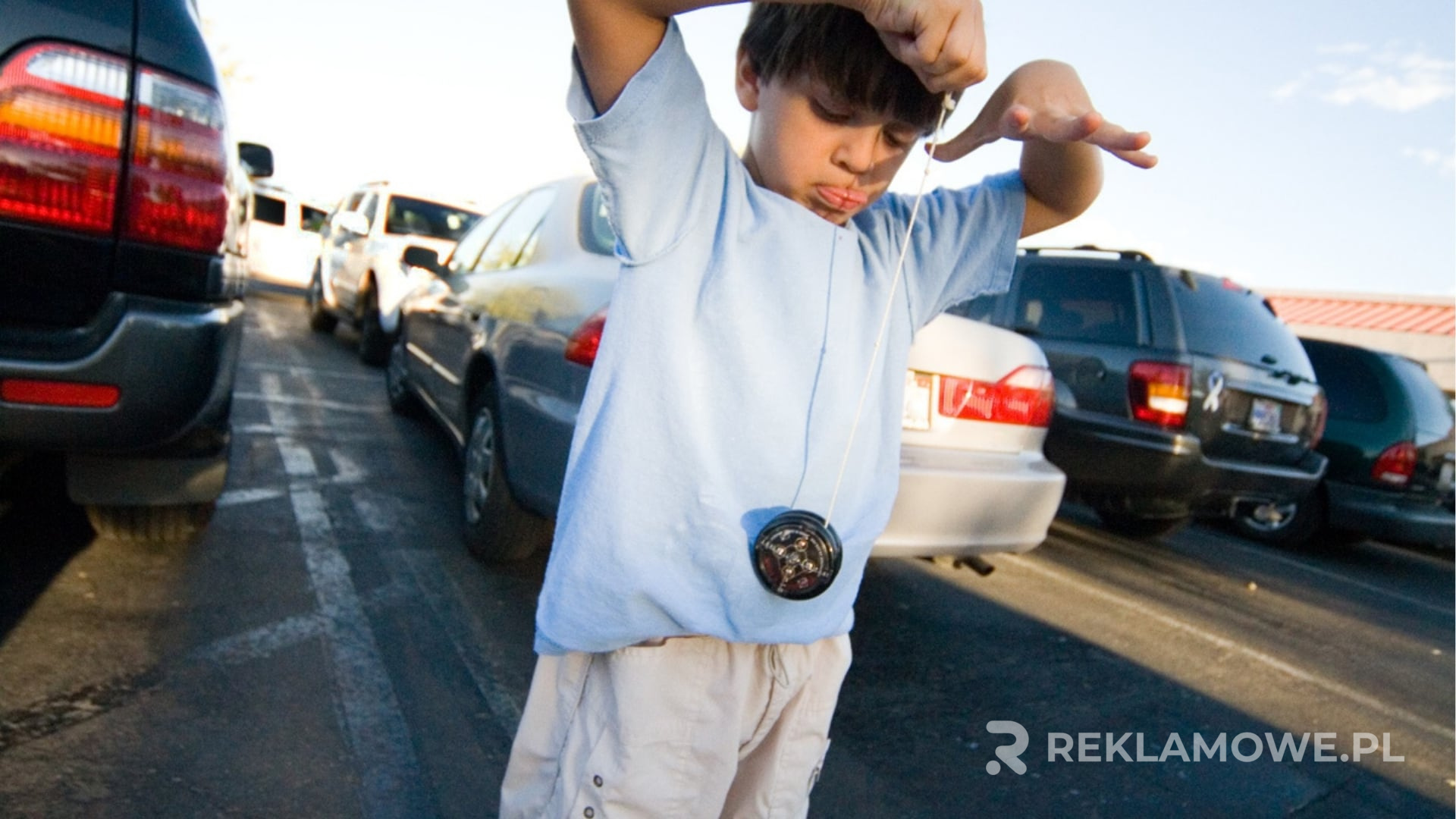 Ekologiczne jojo wykonane z naturalnych materiałów