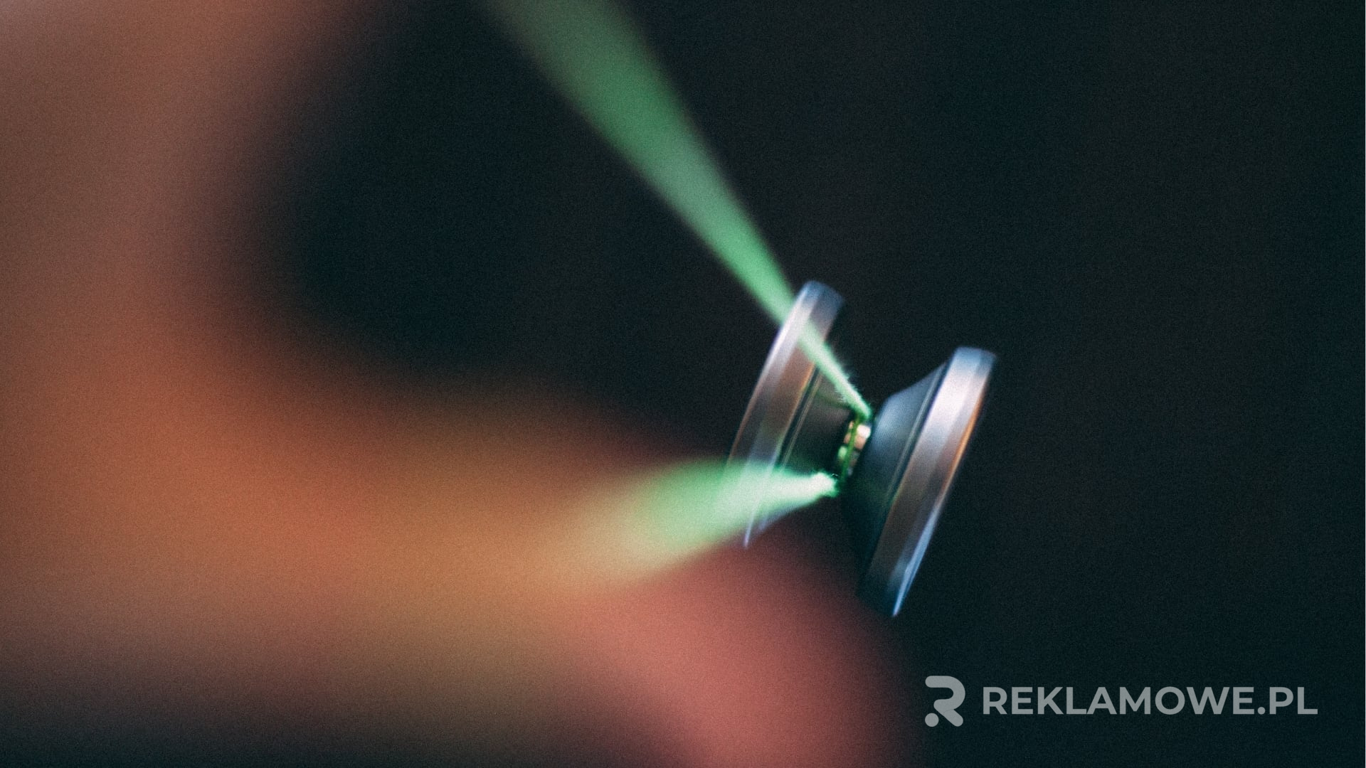 Jojo reklamowe używane w kampanii zewnętrznej